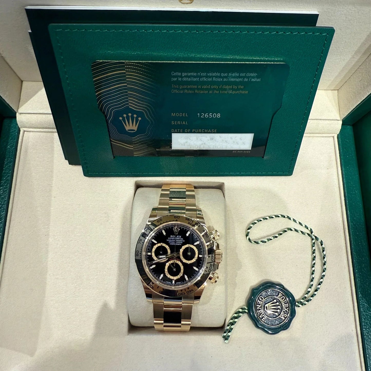 Daytona 40mm Yellow Gold Black Dial 126508 (2025)
